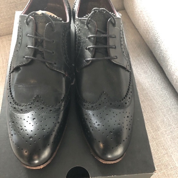 Ted Baker Black Granet Oxfords - Picture 3 of 12